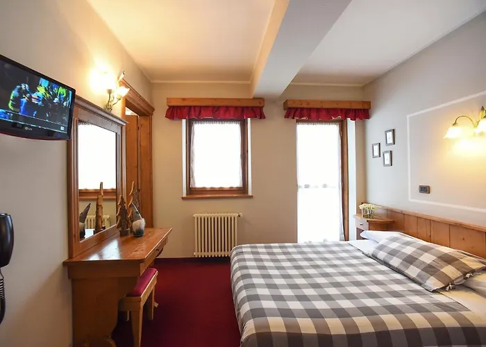 Hotel Garni Il Cirmolo 3*