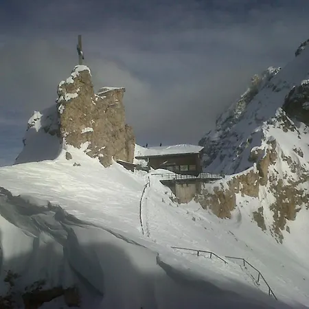 Garni Il Cirmolo Hotel 3*