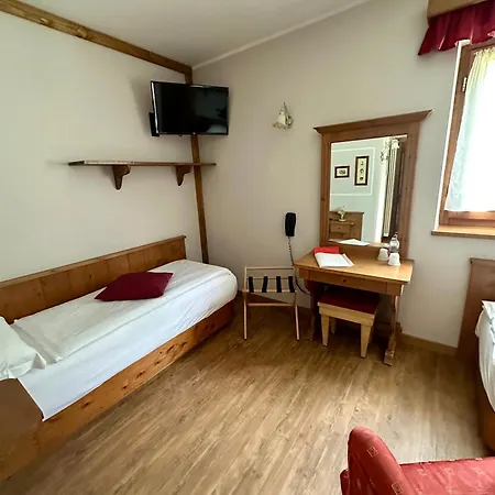 Garni Il Cirmolo Hotel Rocca Pietore