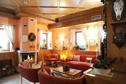 Garni Il Cirmolo Рокка-Пьеторе